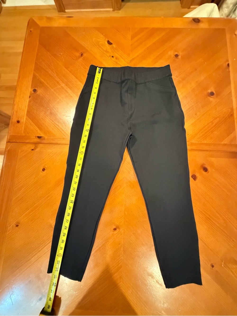 SPANX Black Cropped Ankle Ponte Pants